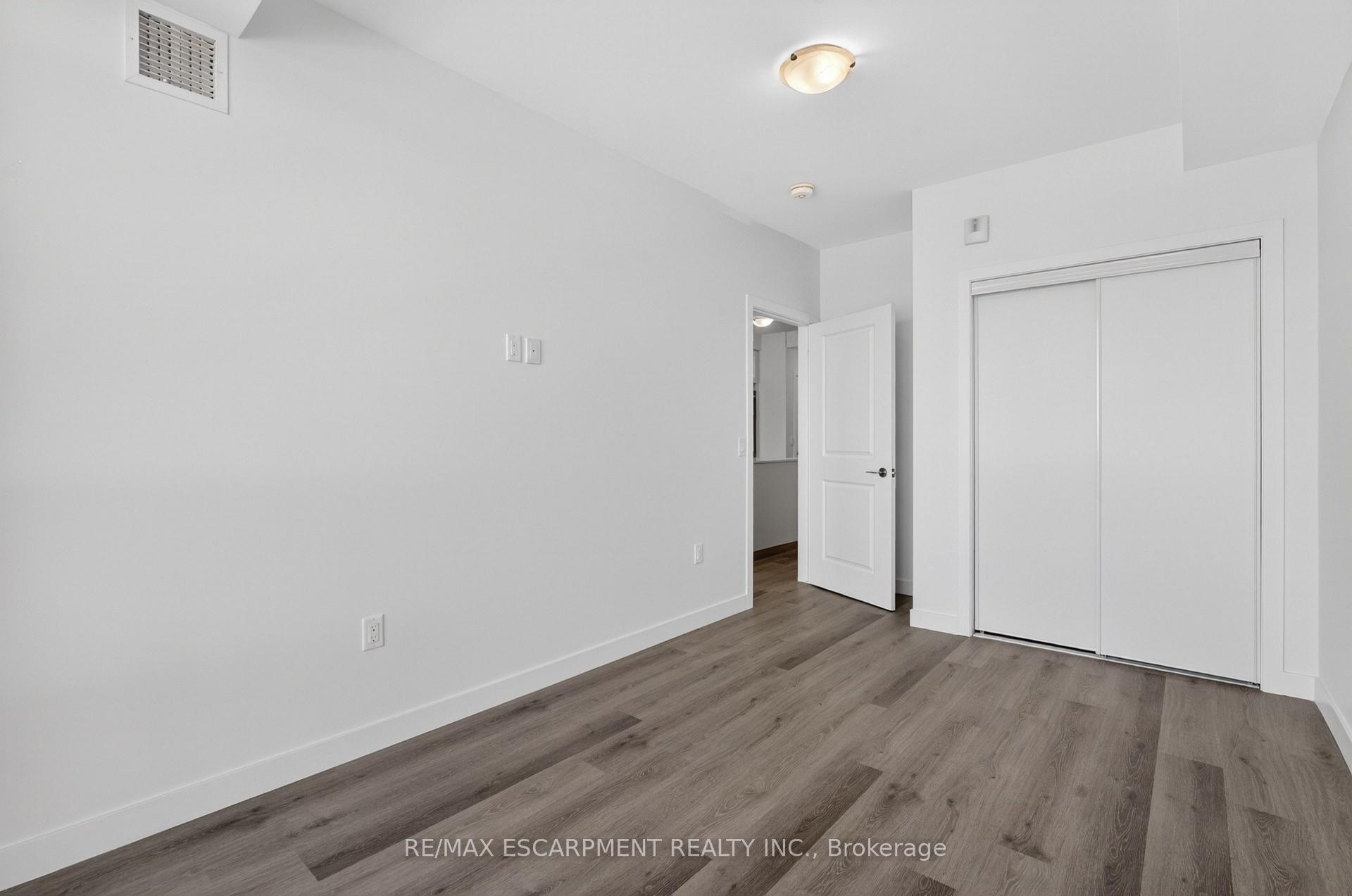 Photo 18 of Unit 703, 461 Green Road, Hamilton, Stoney Creek — HOMEH