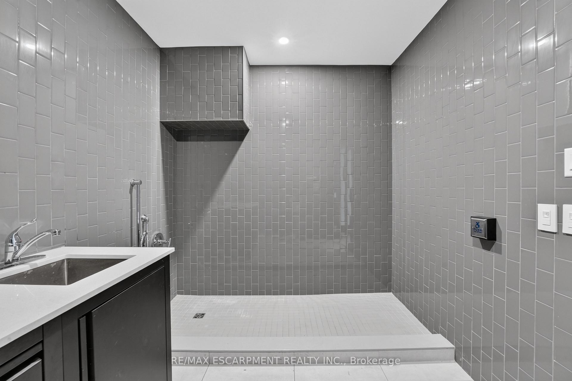 Photo 29 of Unit 703, 461 Green Road, Hamilton, Stoney Creek — HOMEH