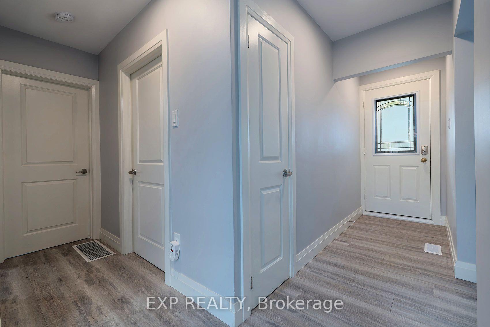 Photo 4 of 28 Alexander Avenue, Barrie, Codrington — HOMEH