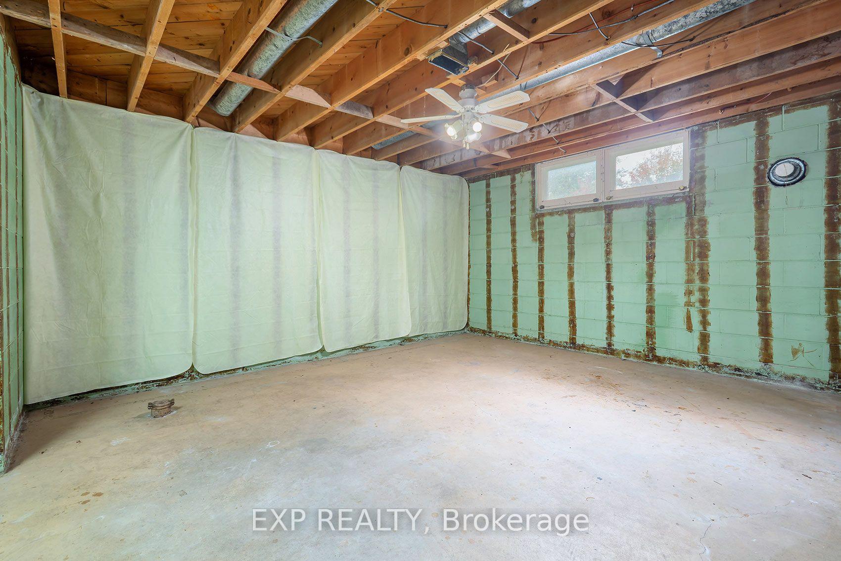 Photo 20 of 28 Alexander Avenue, Barrie, Codrington — HOMEH