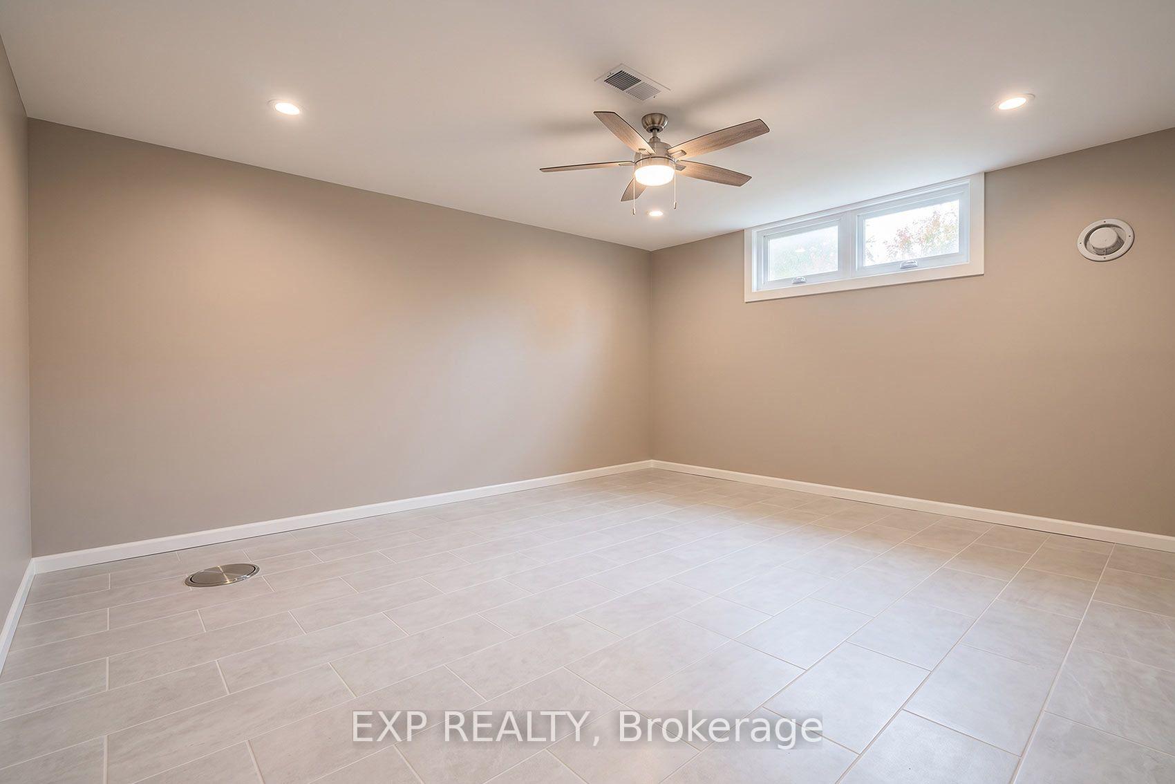Photo 21 of 28 Alexander Avenue, Barrie, Codrington — HOMEH