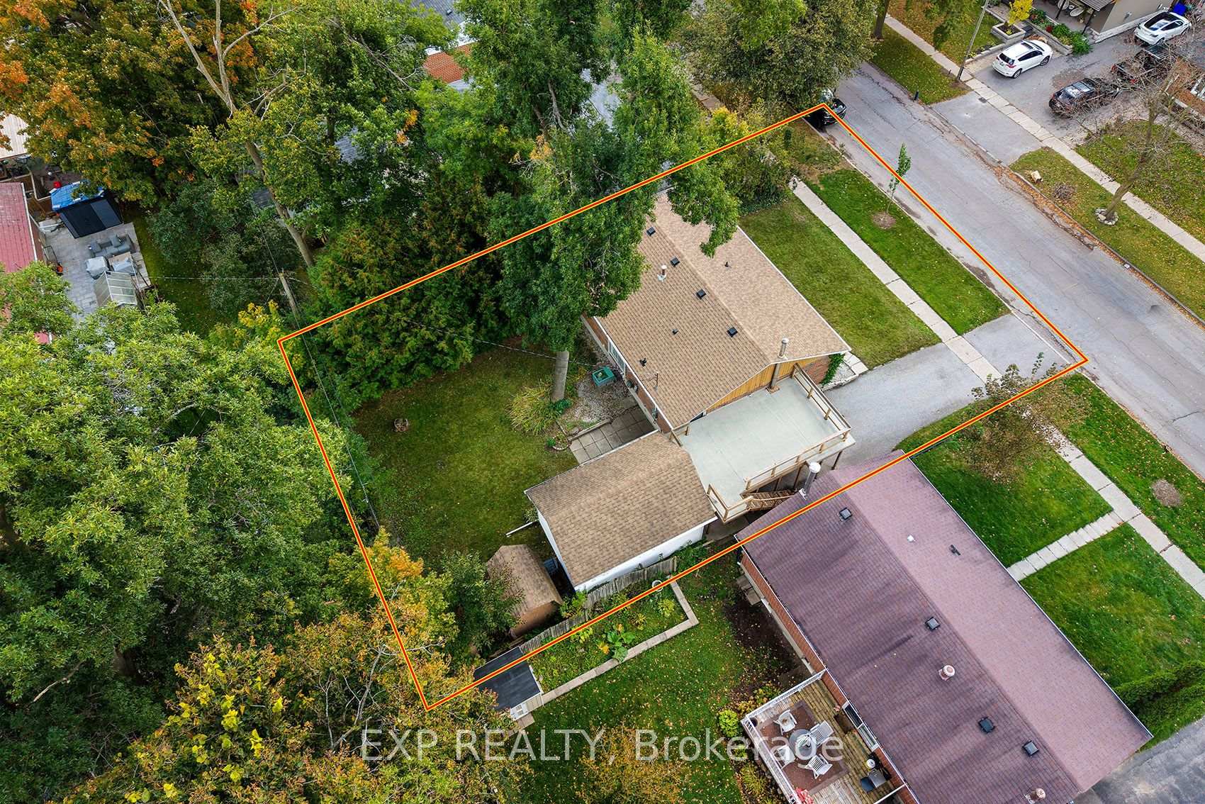 Photo 26 of 28 Alexander Avenue, Barrie, Codrington — HOMEH