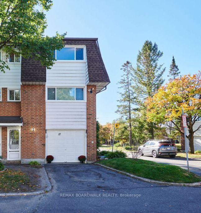 Photo 2 of Unit 17, 2296 Orient Park Drive, Ottawa, Blackburn Hamlet (South) — HOMEH