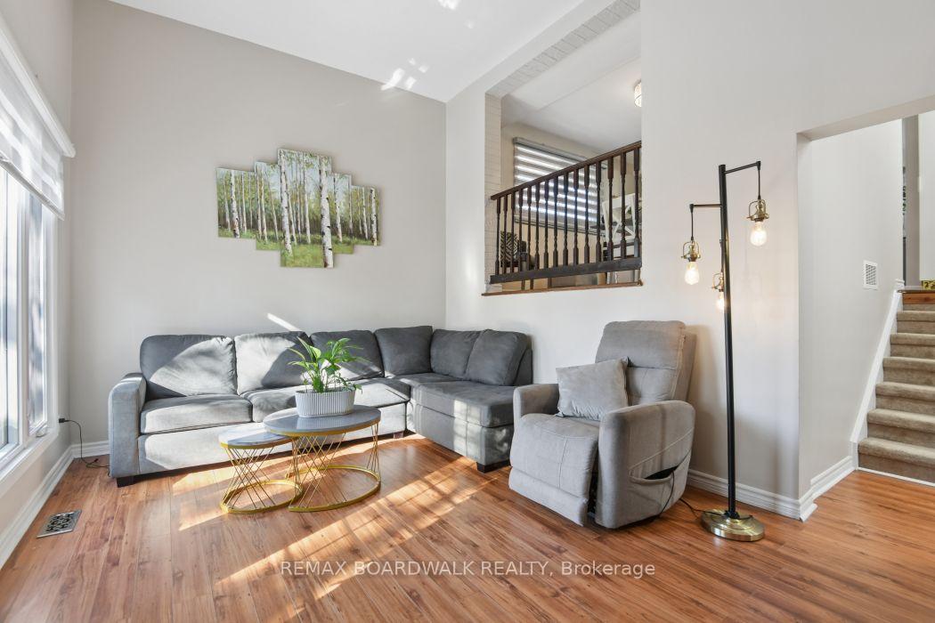 Photo 7 of Unit 17, 2296 Orient Park Drive, Ottawa, Blackburn Hamlet (South) — HOMEH