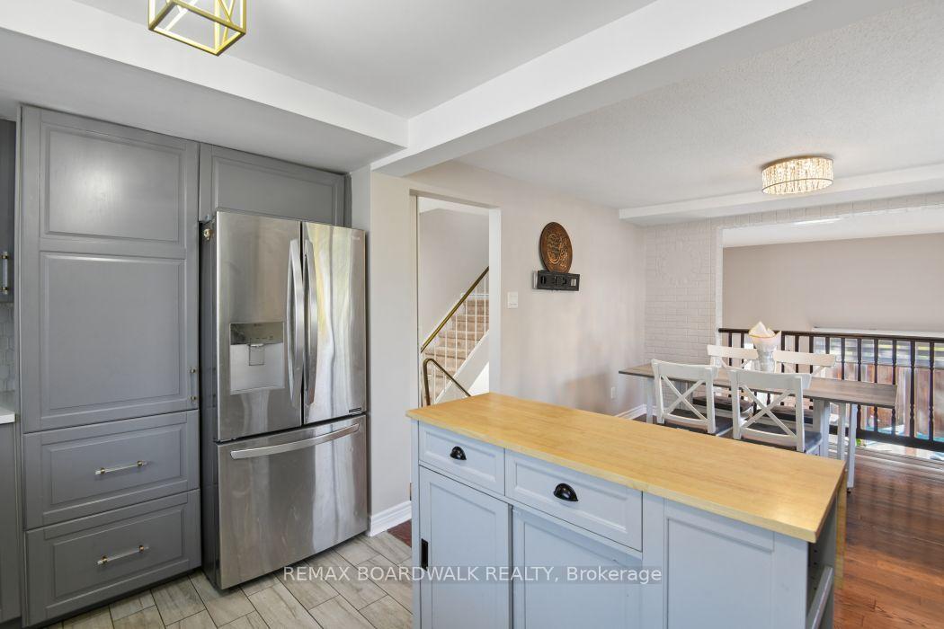 Photo 16 of Unit 17, 2296 Orient Park Drive, Ottawa, Blackburn Hamlet (South) — HOMEH