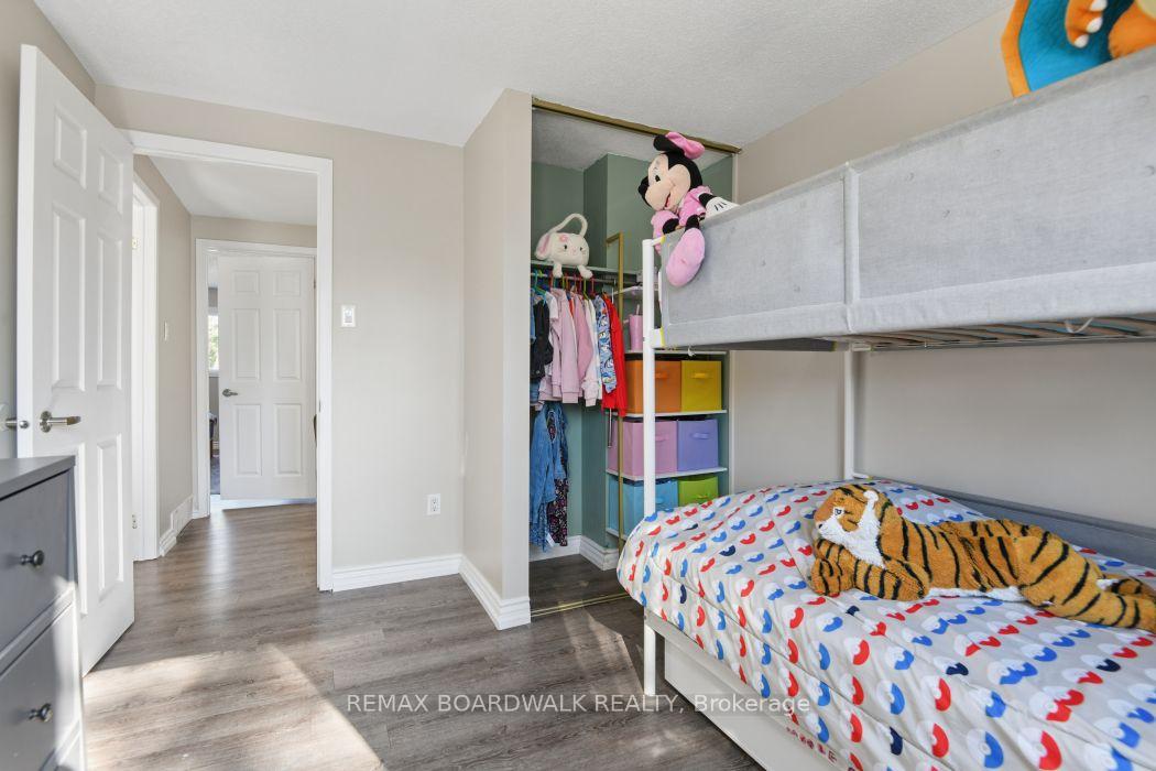 Photo 26 of Unit 17, 2296 Orient Park Drive, Ottawa, Blackburn Hamlet (South) — HOMEH