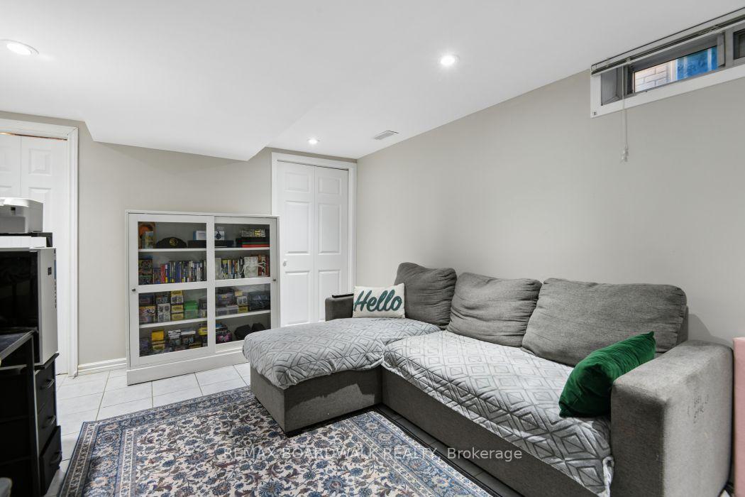 Photo 30 of Unit 17, 2296 Orient Park Drive, Ottawa, Blackburn Hamlet (South) — HOMEH