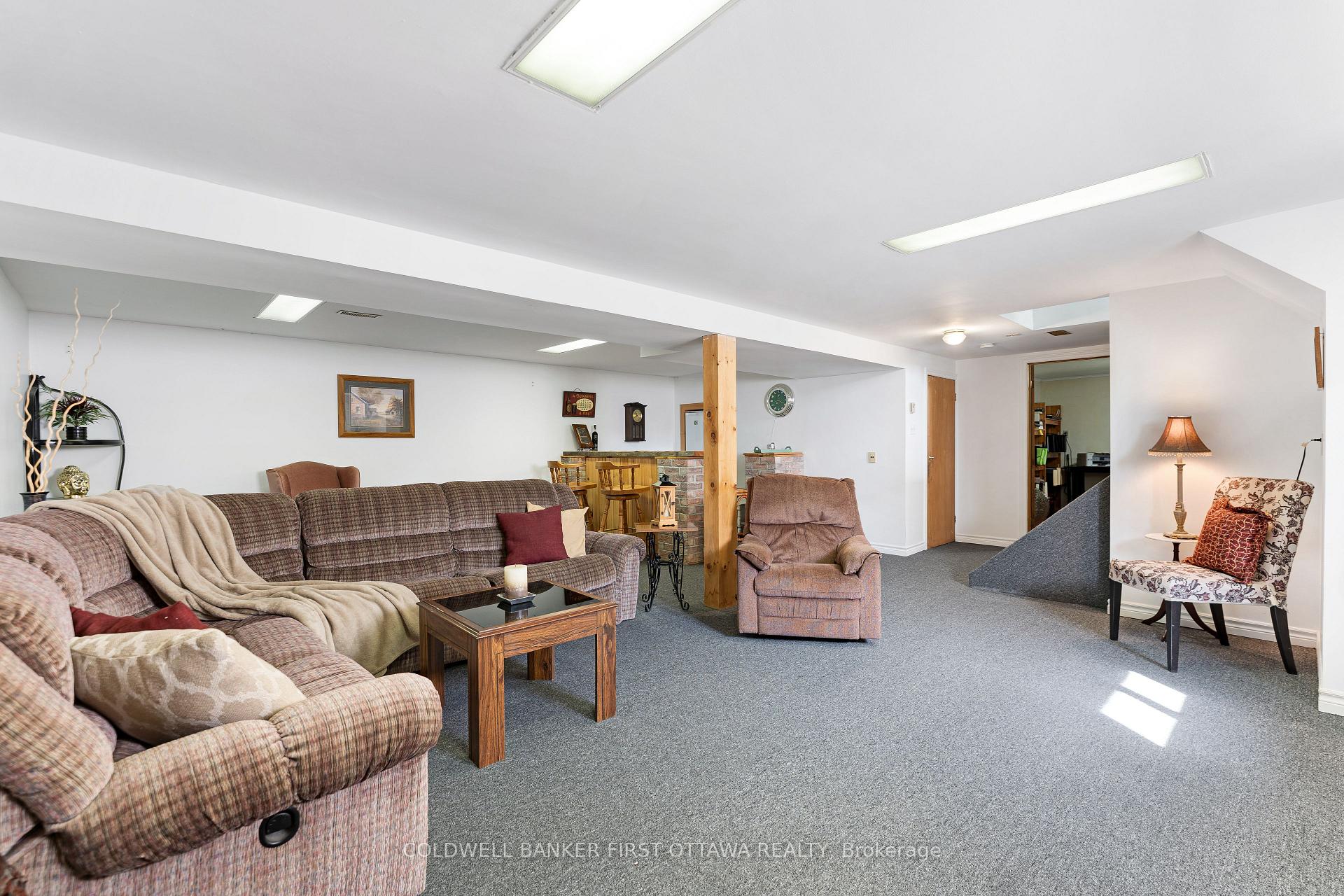 Photo 30 of 6739 43 Highway, Perth, Perth — HOMEH