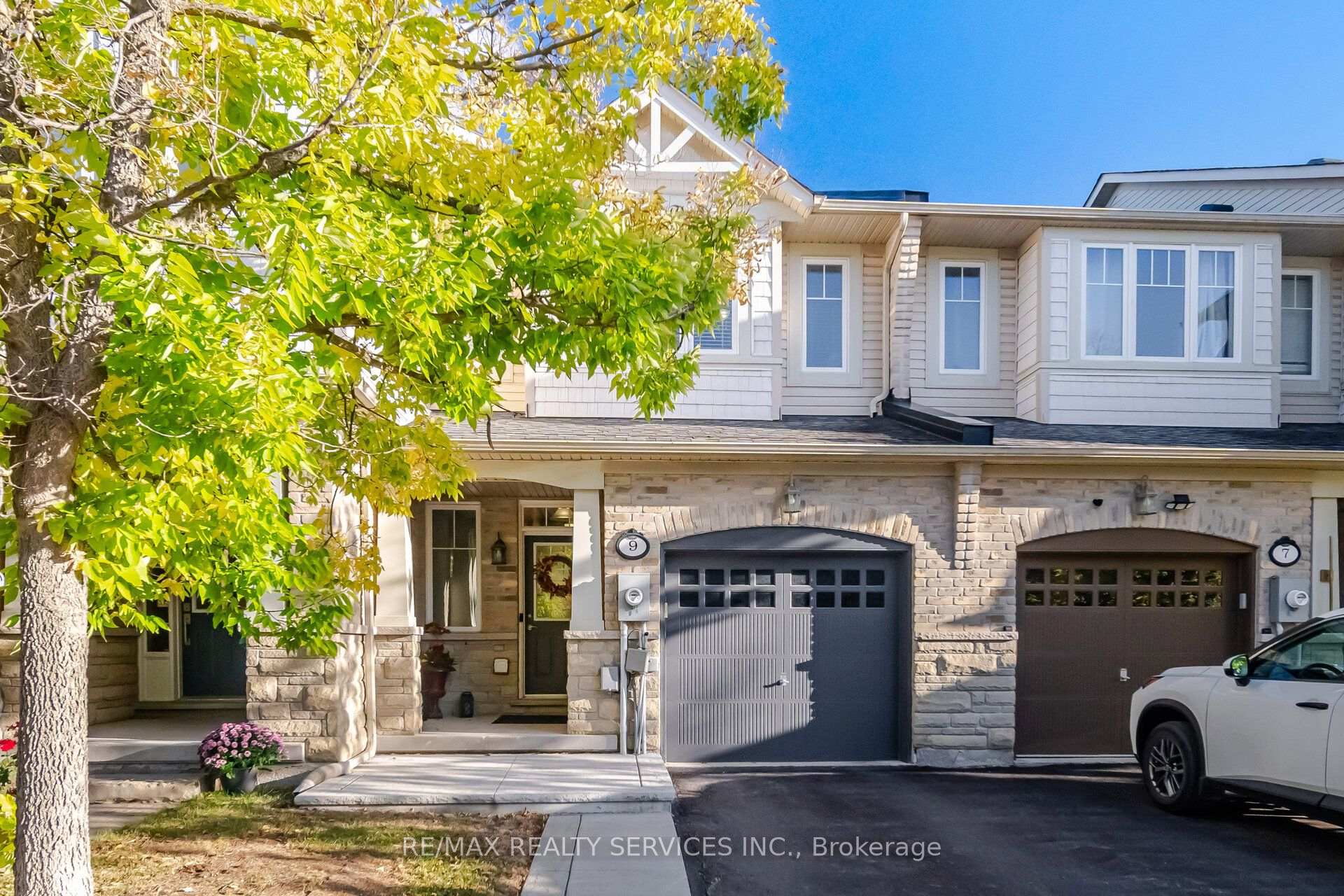 Photo 5 of 9 Aspenview Avenue, Caledon, Rural Caledon — HOMEH