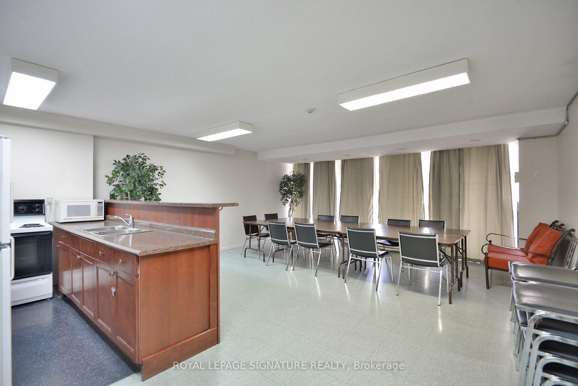 Photo 35 of Unit 303, 4 Kings Cross Road, Brampton, Queen Street Corridor — HOMEH
