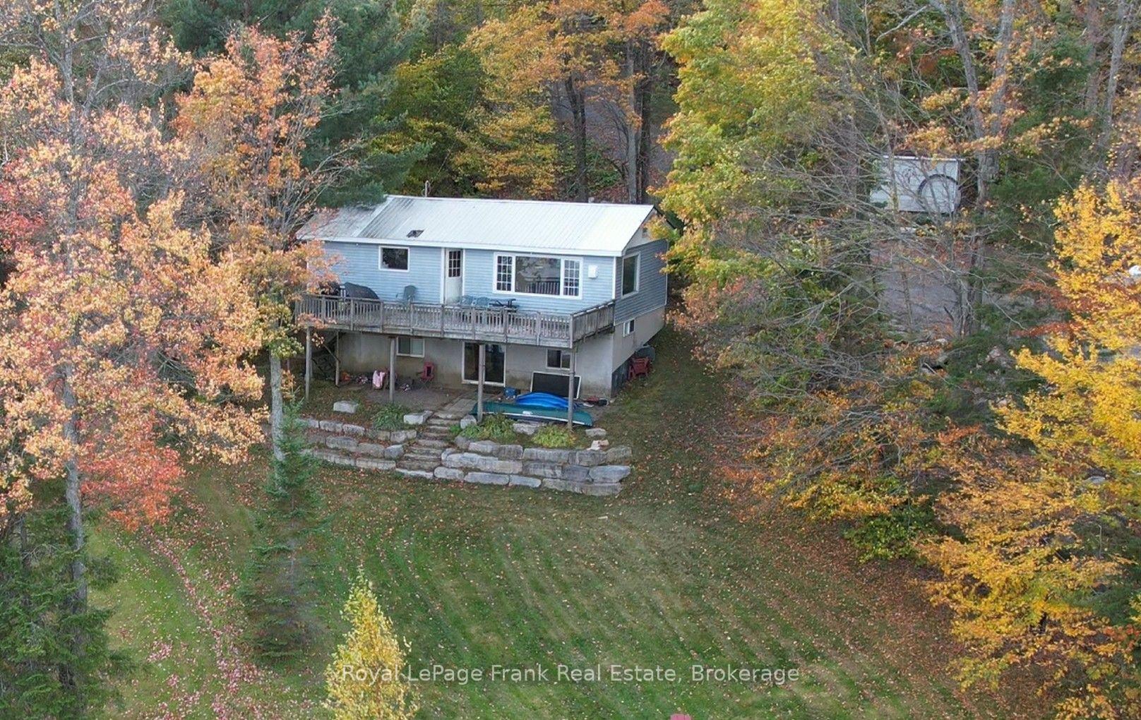 Photo of 231 West Diamond Lake Road
