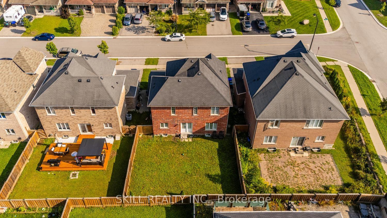 Photo 5 of 1390 Dallman Street, Innisfil, Lefroy — HOMEH