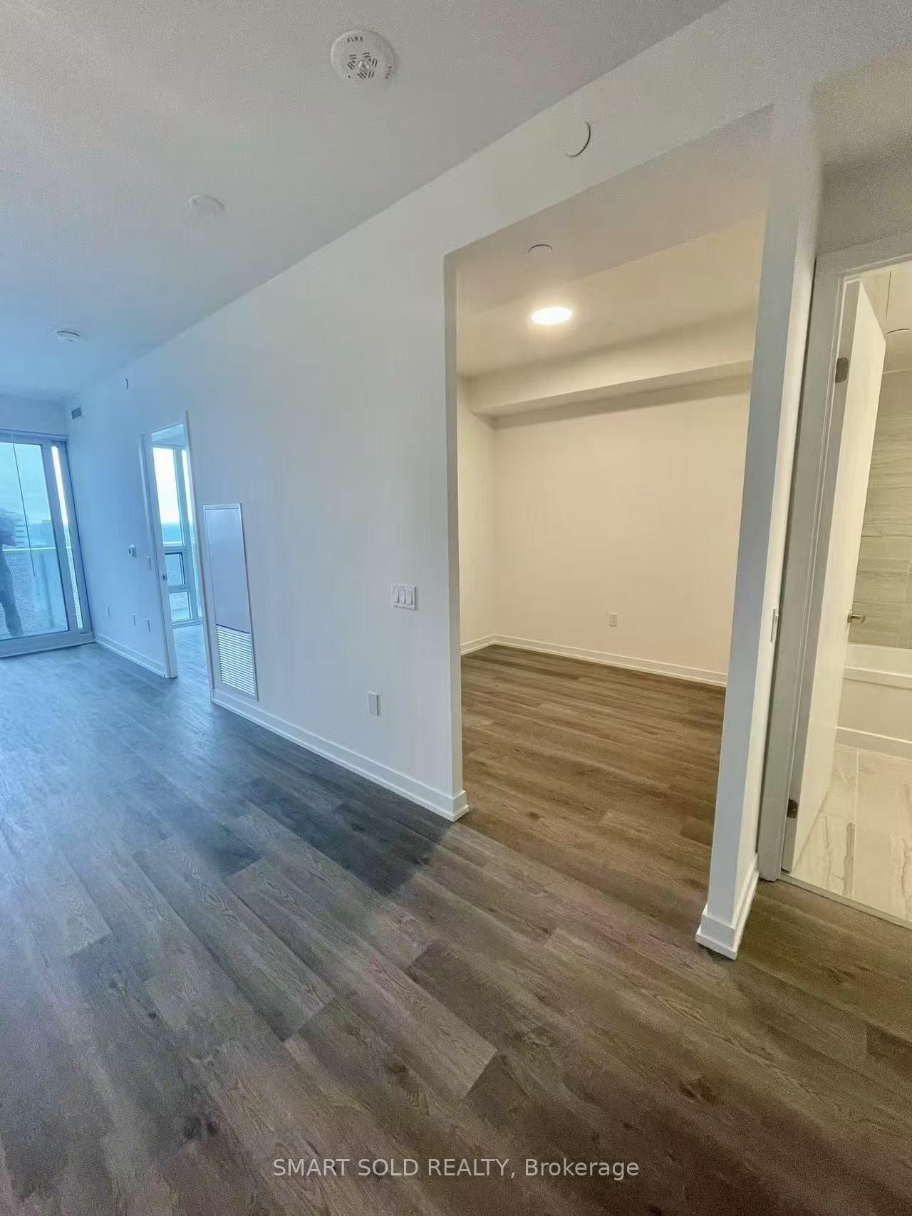 Photo 4 of Unit 5502, 55 cooper Street, Toronto, Waterfront Communities — HOMEH