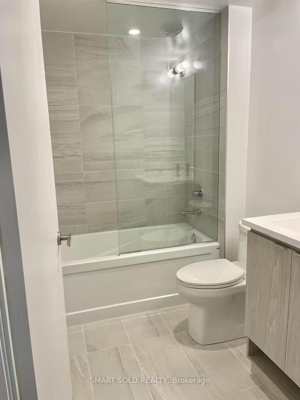 Photo 7 of Unit 5502, 55 cooper Street, Toronto, Waterfront Communities — HOMEH