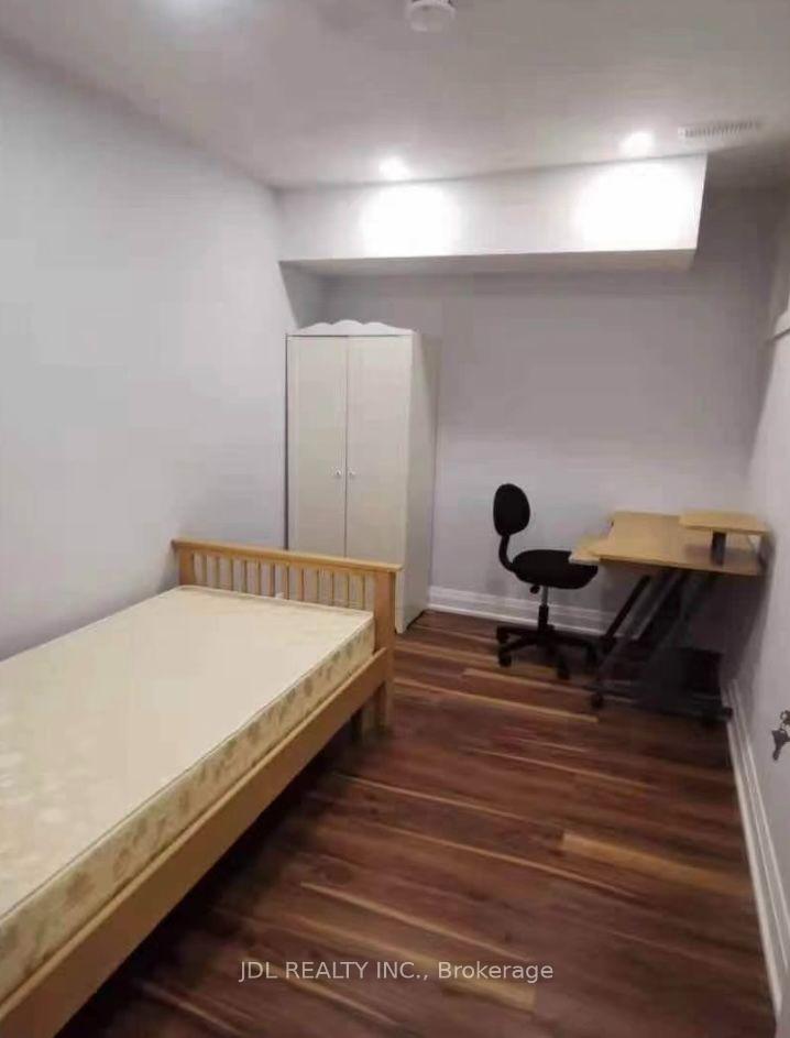 Photo 4 of Unit Bedroom A bsmt, 16 Ross St Street, Toronto, Kensington-Chinatown — HOMEH