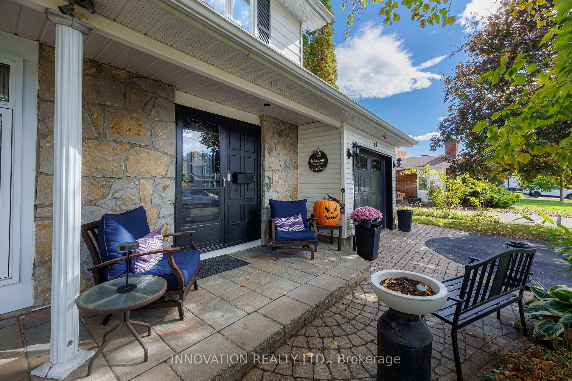 Photo 4 of 11 Welkin Crescent, Ottawa, Borden Farm/Stewart Farm/Carleton Heights/Parkwood Hills — HOMEH