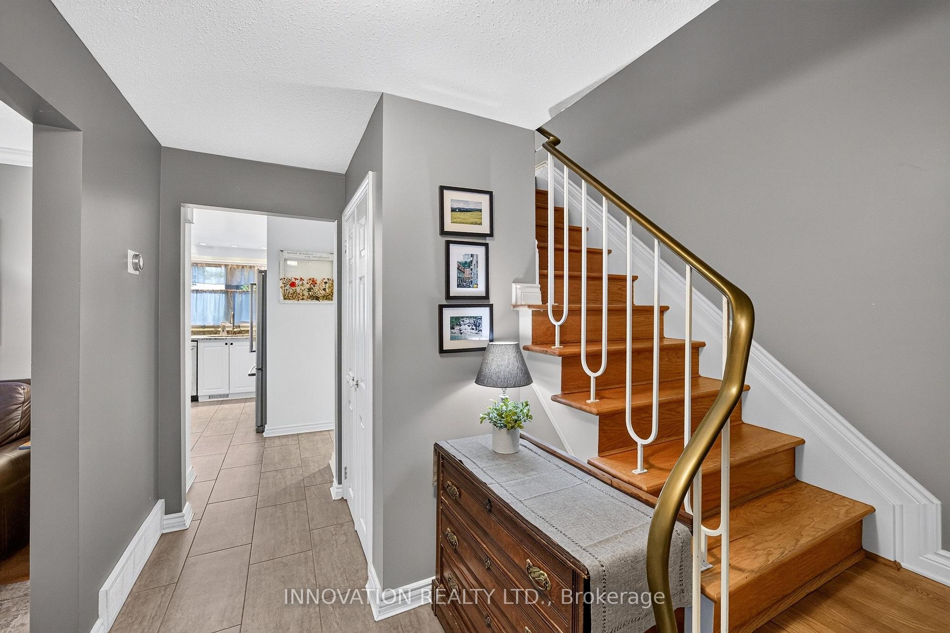Photo 6 of 11 Welkin Crescent, Ottawa, Borden Farm/Stewart Farm/Carleton Heights/Parkwood Hills — HOMEH