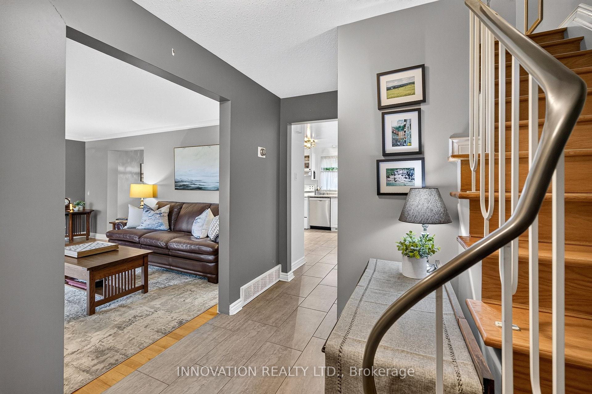 Photo 7 of 11 Welkin Crescent, Ottawa, Borden Farm/Stewart Farm/Carleton Heights/Parkwood Hills — HOMEH