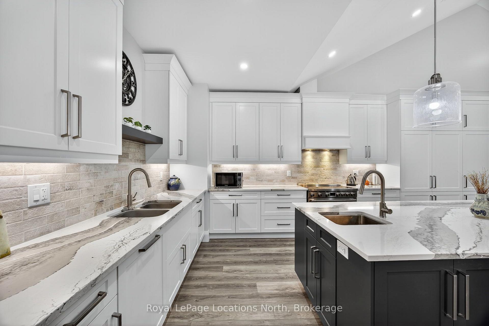 Photo 11 of 3511 Rainbow Valley Road W, Springwater, Rural Springwater — HOMEH