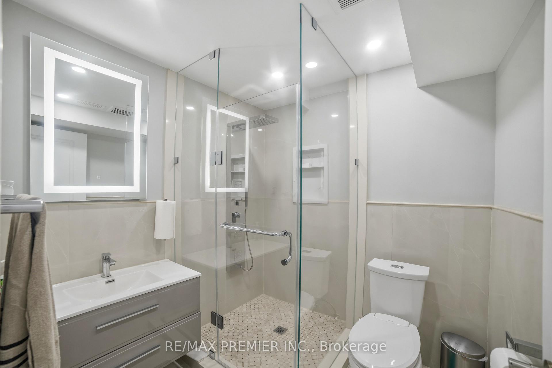 Photo 20 of 2180 King Vaughan Road S, Vaughan, Maple — HOMEH