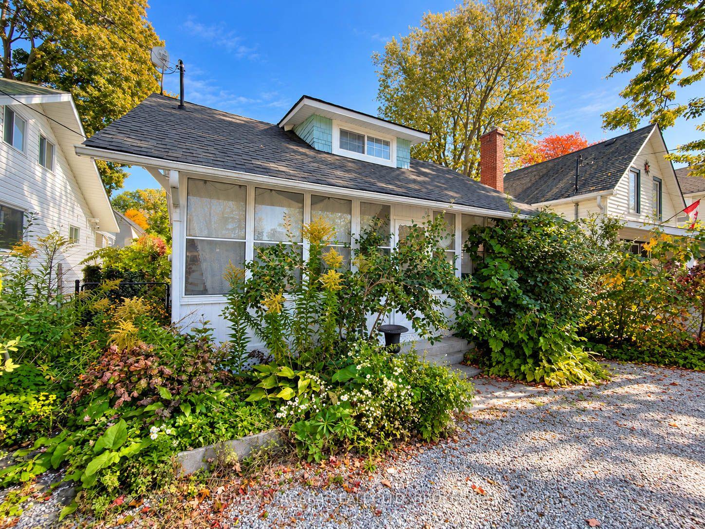 Photo of 118 Lincoln Road E