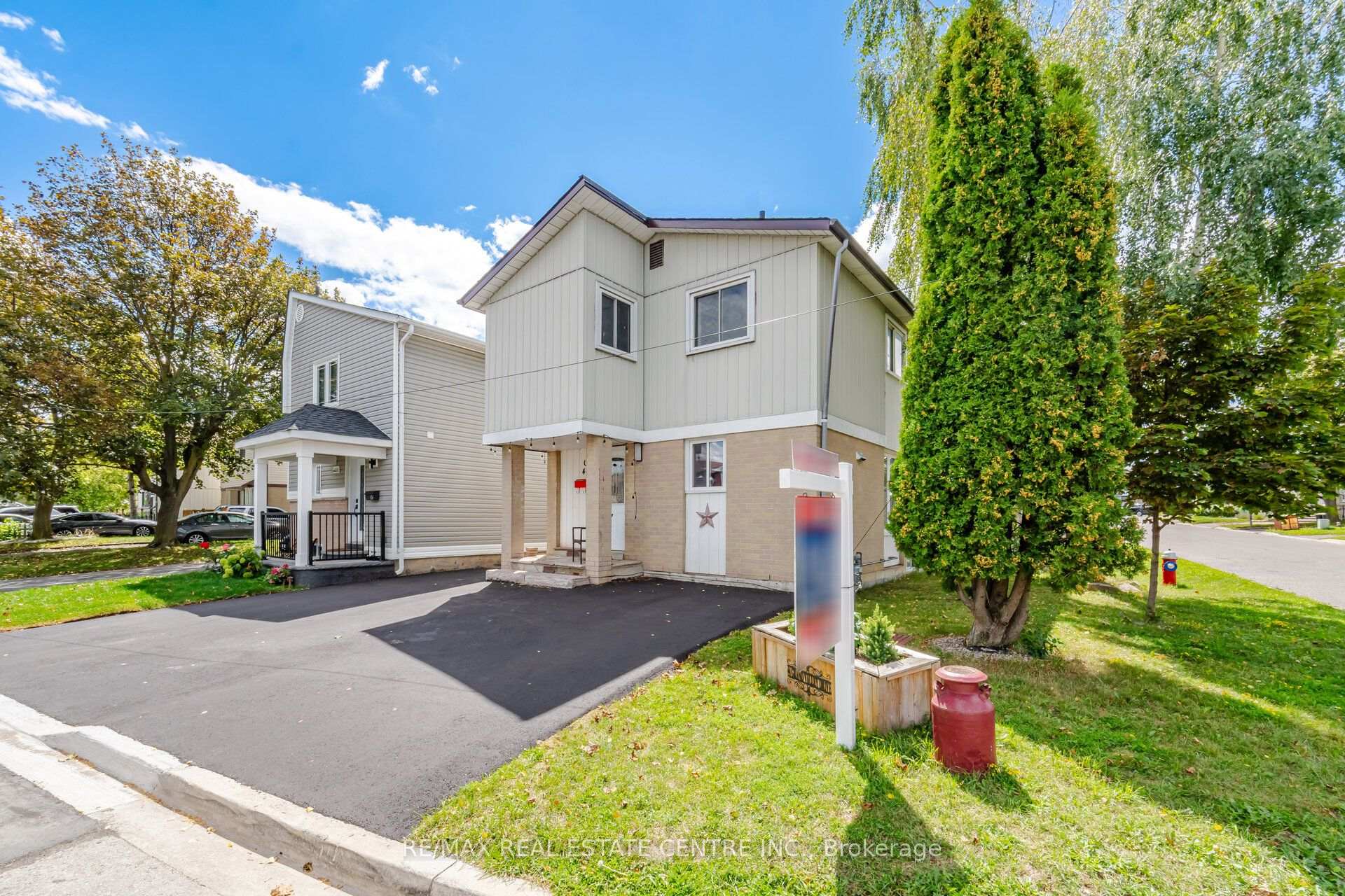 Photo of 44 Grand Valley Drive