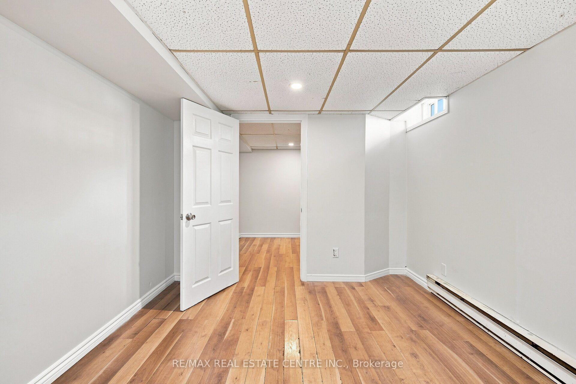 Photo 19 of 44 Grand Valley Drive, Brampton, Northgate — HOMEH