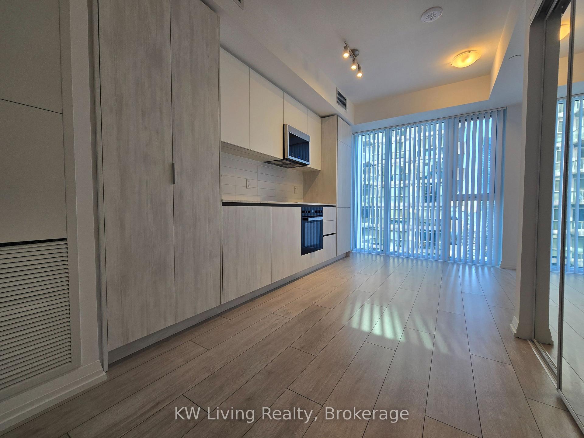 Photo 4 of Unit 2816, 400 King Street W, Toronto, Waterfront Communities — HOMEH