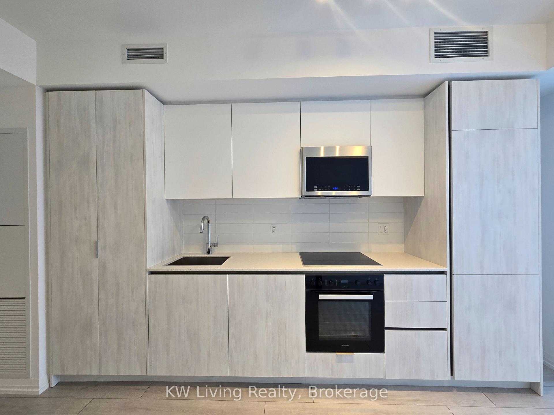 Photo 5 of Unit 2816, 400 King Street W, Toronto, Waterfront Communities — HOMEH