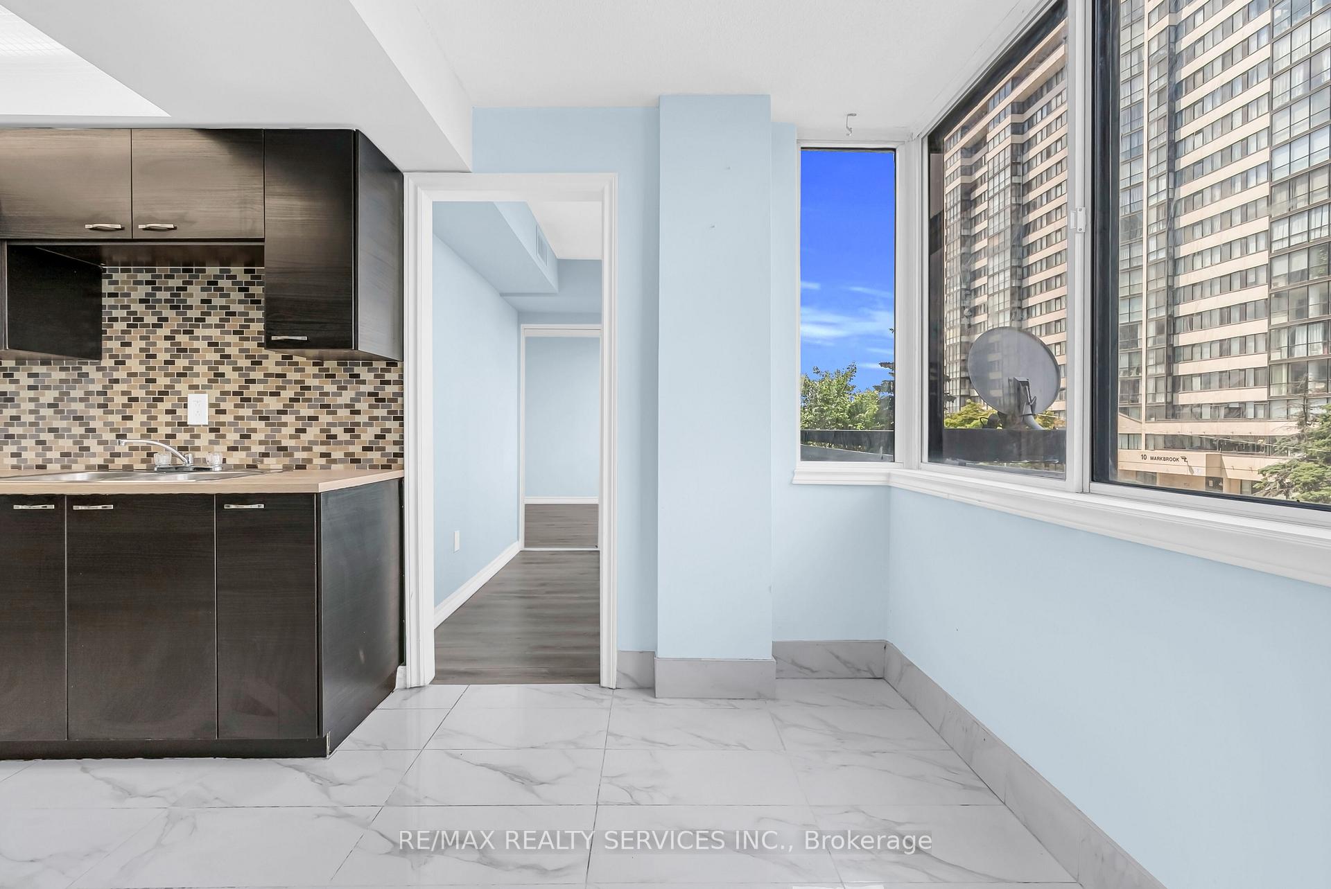 Photo 20 of Unit 306, 21 Markbrook Lane N, Etobicoke, Mount Olive-Silverstone-Jamestown — HOMEH