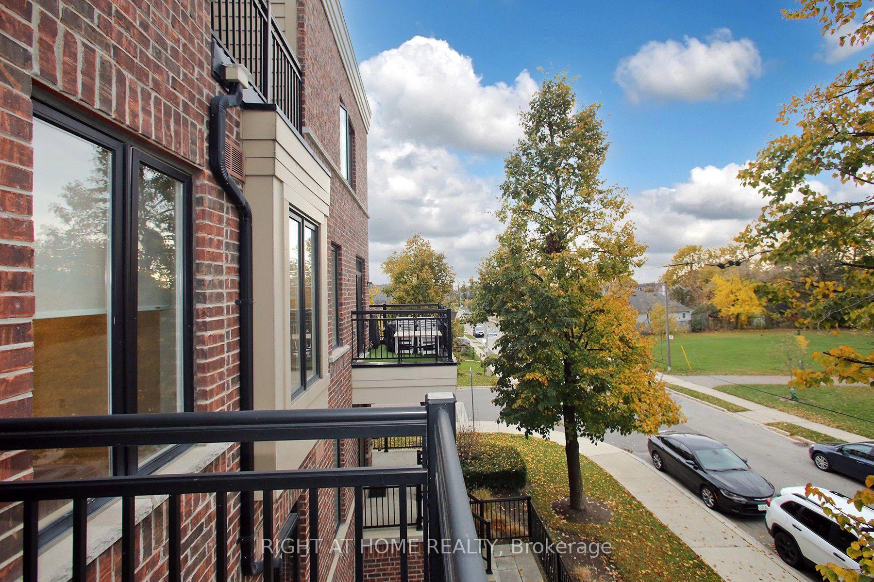 Photo 5 of Unit 147, 50 Carnation Avenue, Etobicoke, Long Branch — HOMEH