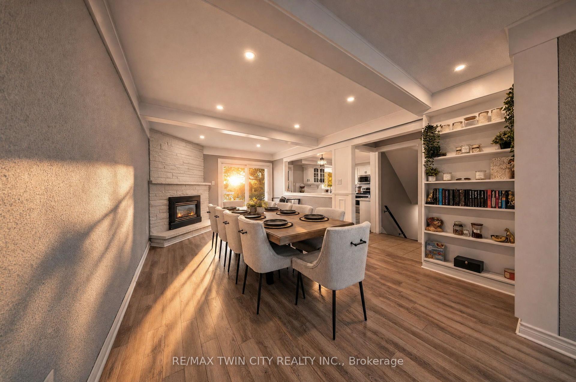 Photo 6 of 25 Cedarland Drive, Brantford, Brier Park — HOMEH