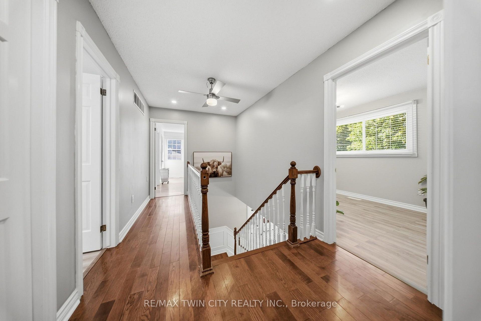 Photo 18 of 25 Cedarland Drive, Brantford, Brier Park — HOMEH
