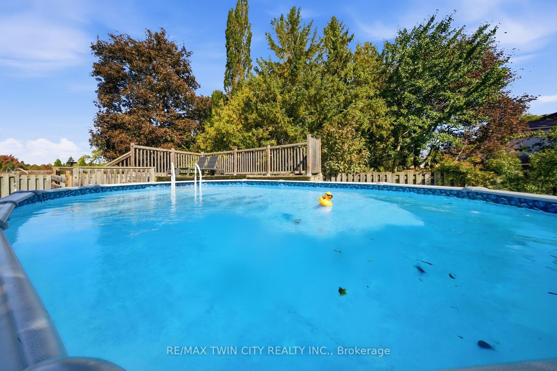 Photo 35 of 25 Cedarland Drive, Brantford, Brier Park — HOMEH