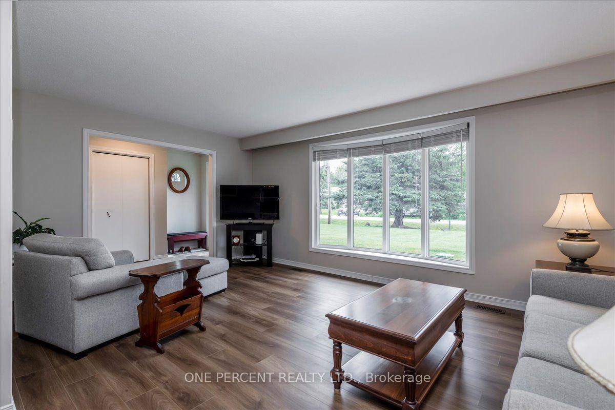 Photo 6 of 1235 Gilford Road, Innisfil, Gilford — HOMEH