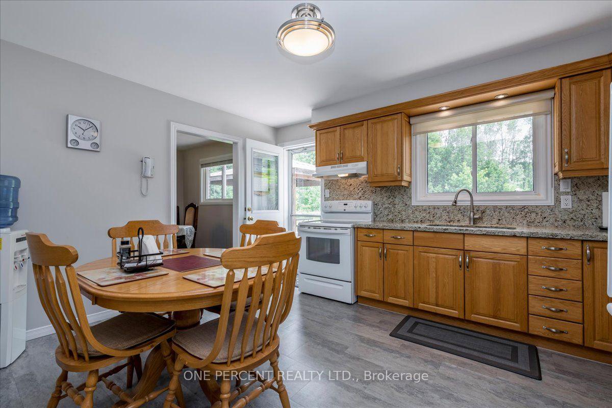 Photo 7 of 1235 Gilford Road, Innisfil, Gilford — HOMEH