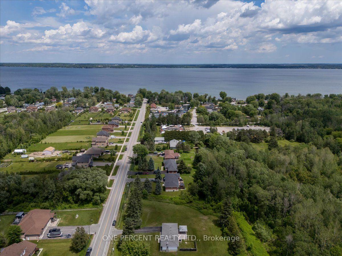 Photo 15 of 1235 Gilford Road, Innisfil, Gilford — HOMEH