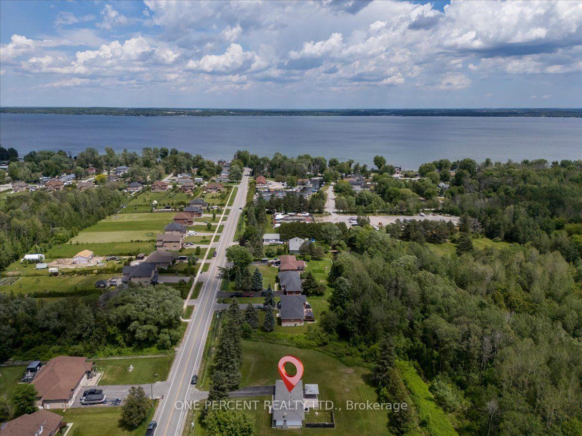 Photo 16 of 1235 Gilford Road, Innisfil, Gilford — HOMEH