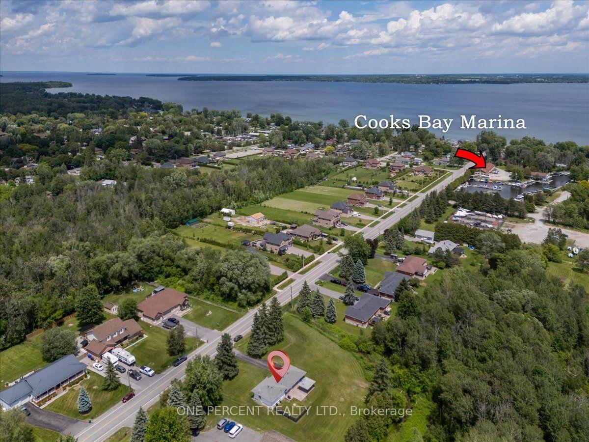 Photo 18 of 1235 Gilford Road, Innisfil, Gilford — HOMEH