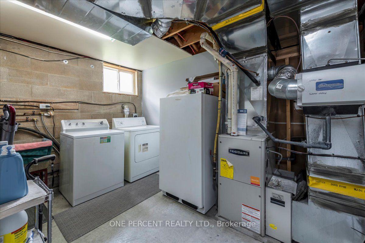 Photo 25 of 1235 Gilford Road, Innisfil, Gilford — HOMEH