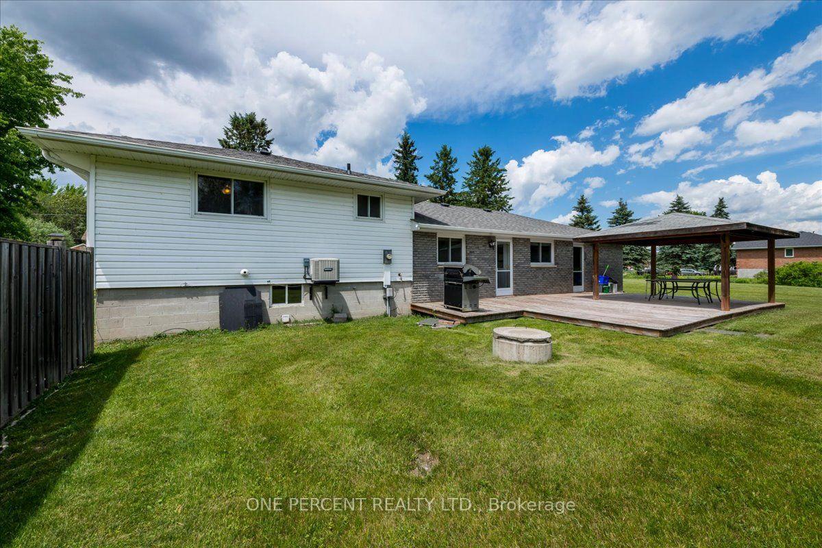 Photo 28 of 1235 Gilford Road, Innisfil, Gilford — HOMEH