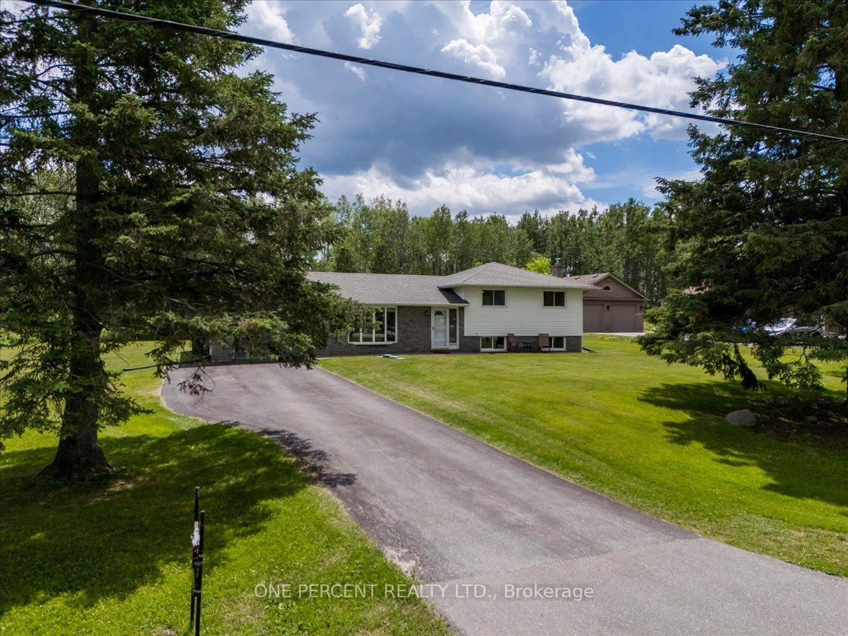 Photo 31 of 1235 Gilford Road, Innisfil, Gilford — HOMEH