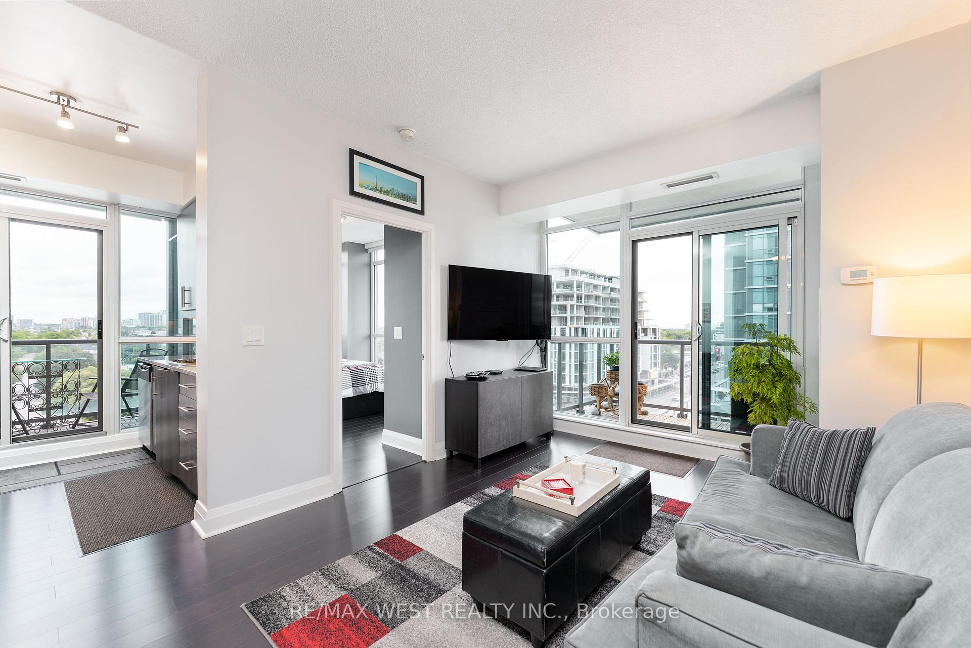 Photo 5 of Unit 710, 1185 The Queensway, Etobicoke, Islington-City Centre West — HOMEH