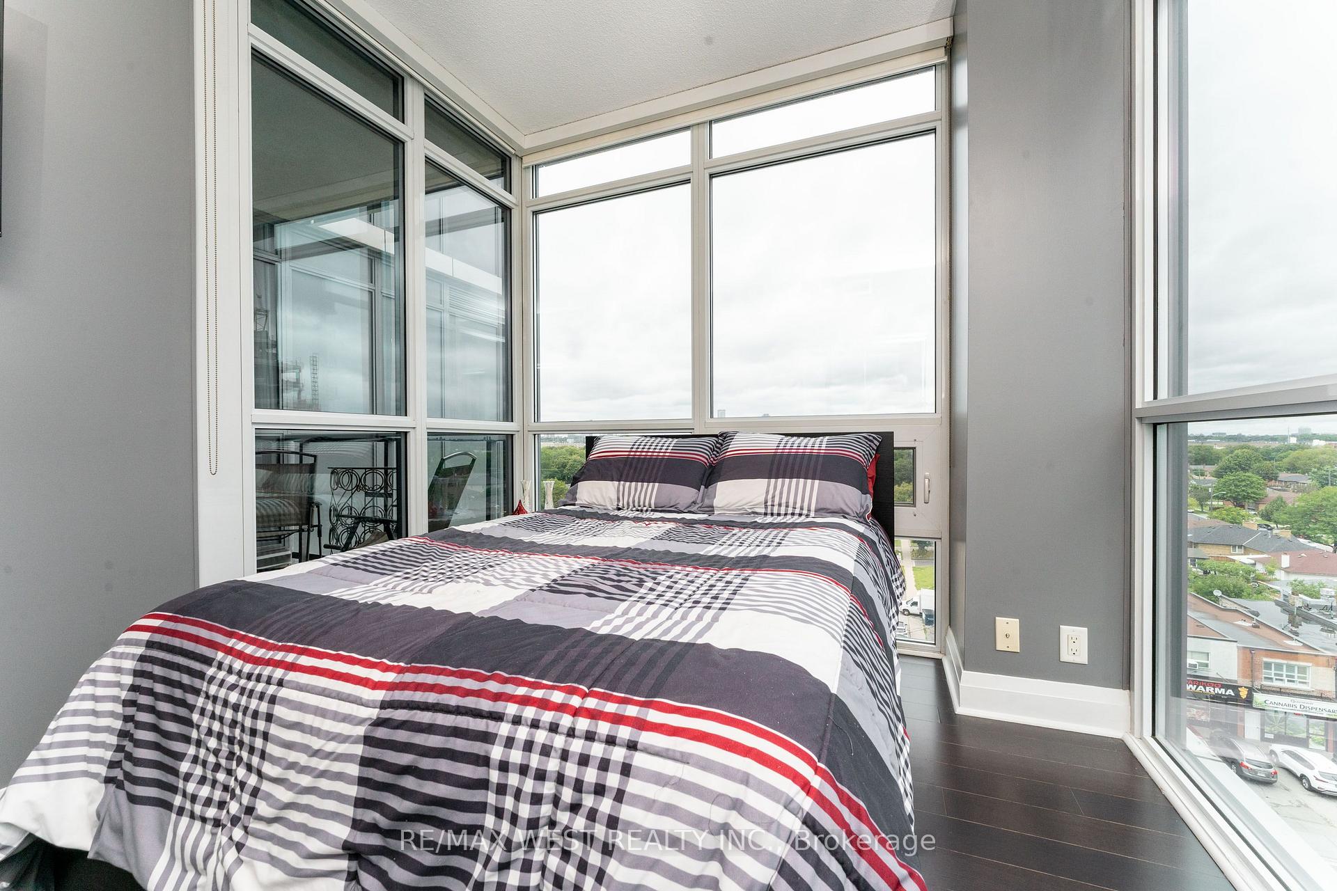 Photo 18 of Unit 710, 1185 The Queensway, Etobicoke, Islington-City Centre West — HOMEH