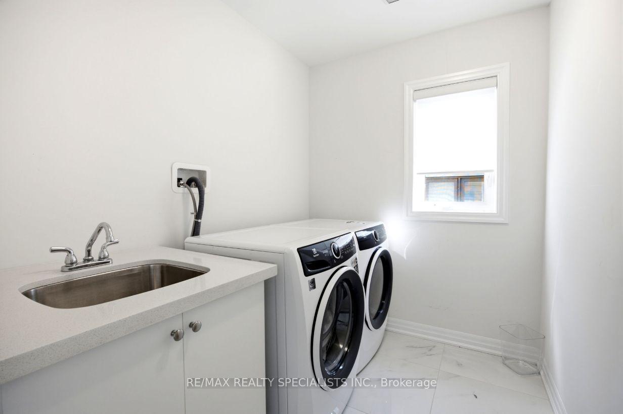 Photo 31 of 27 Salmon Crescent, Clarington, Newcastle — HOMEH