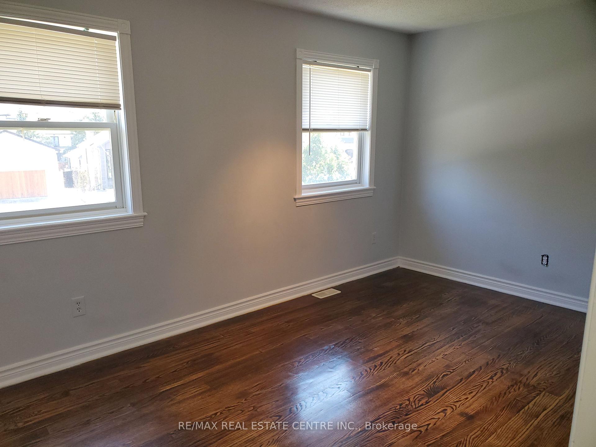 Photo 35 of 1077 Selby Avenue, Oakville, West — HOMEH