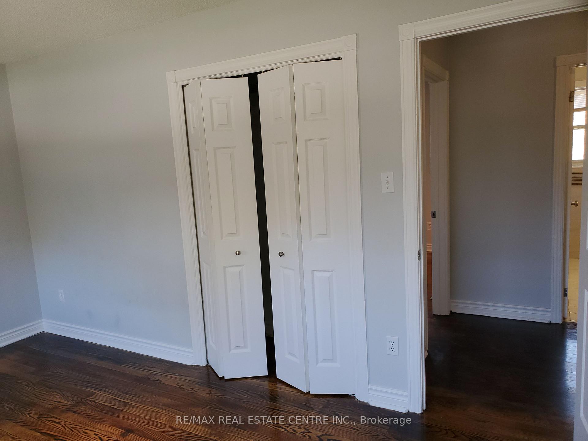 Photo 37 of 1077 Selby Avenue, Oakville, West — HOMEH