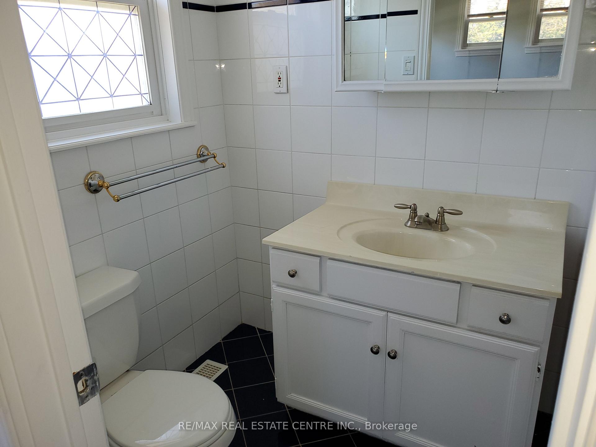 Photo 44 of 1077 Selby Avenue, Oakville, West — HOMEH