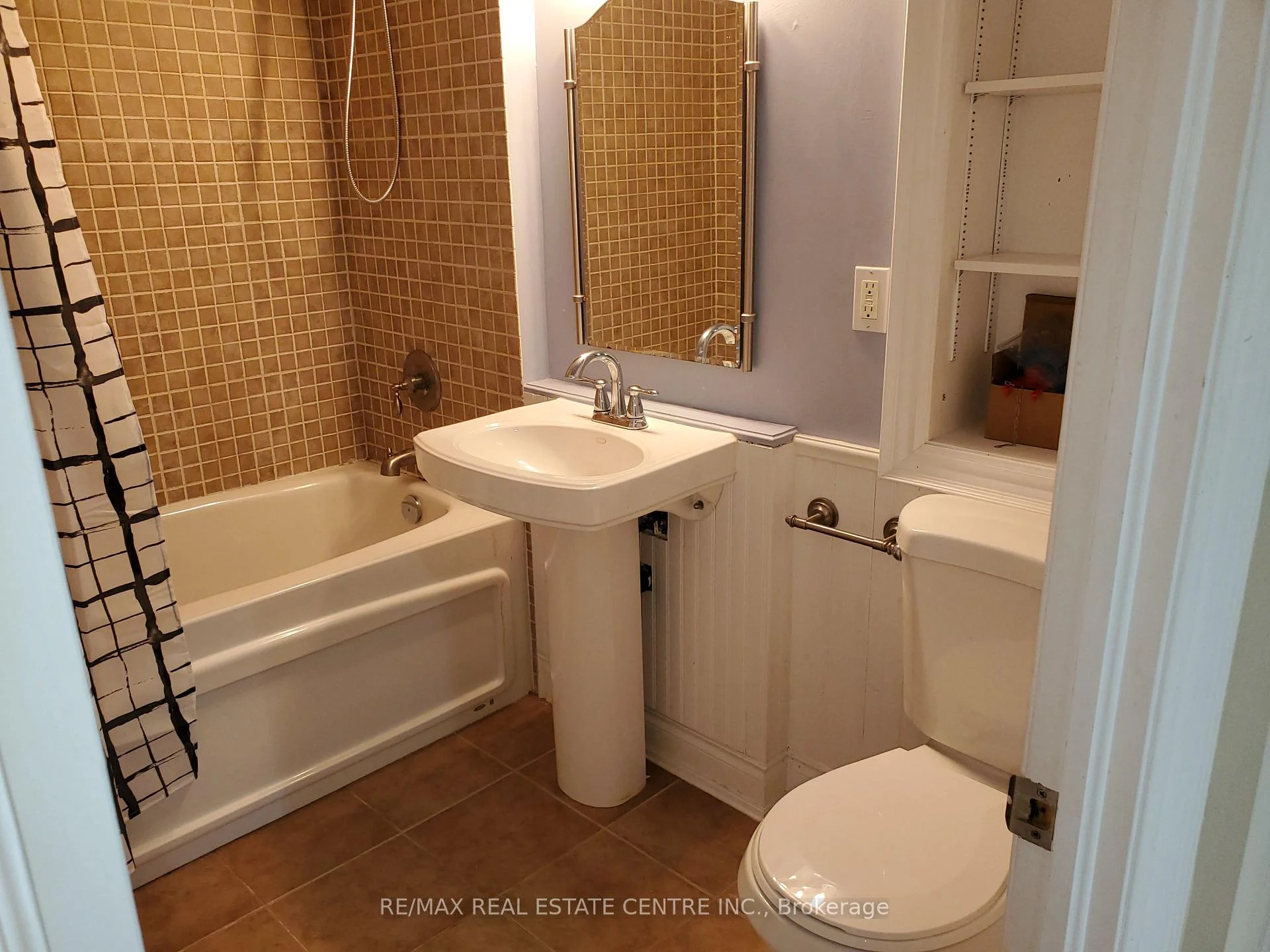 Photo 67 of 1077 Selby Avenue, Oakville, West — HOMEH