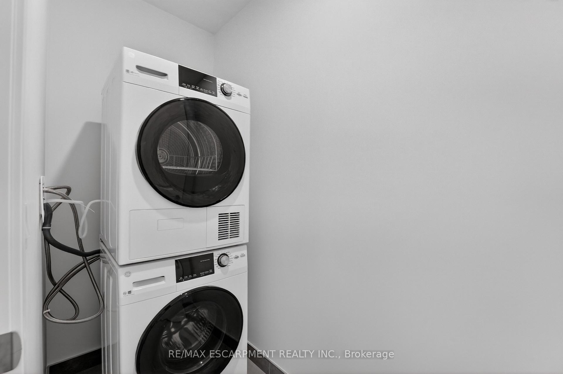 Photo 5 of Unit 822, 461 Green Road, Hamilton, Stoney Creek — HOMEH
